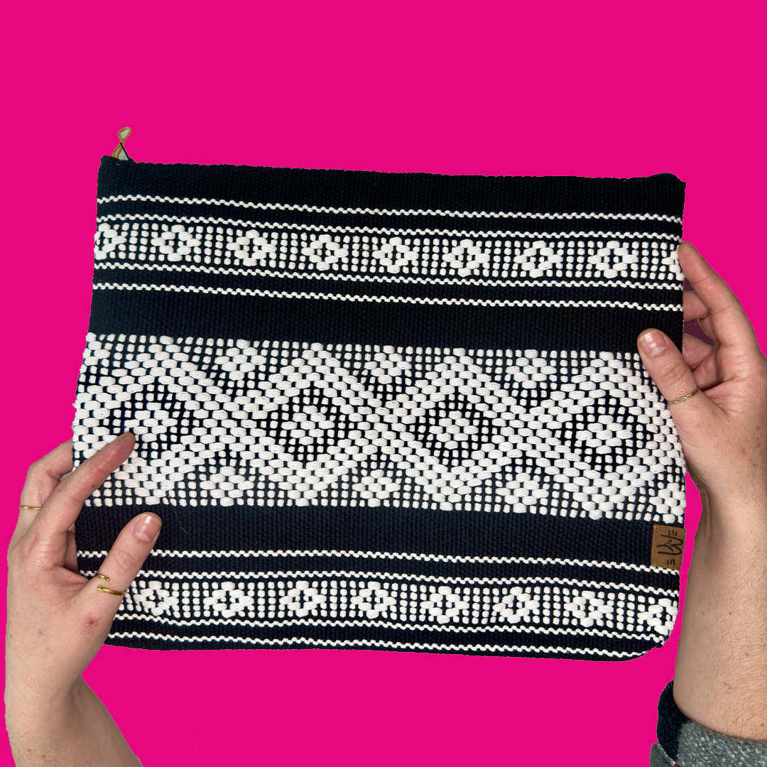 Laptop sleeve